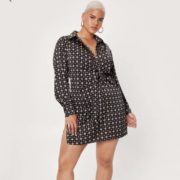 Nasty Gal Chain Print Tie Front Shirt Dress - Picture 1 of 10